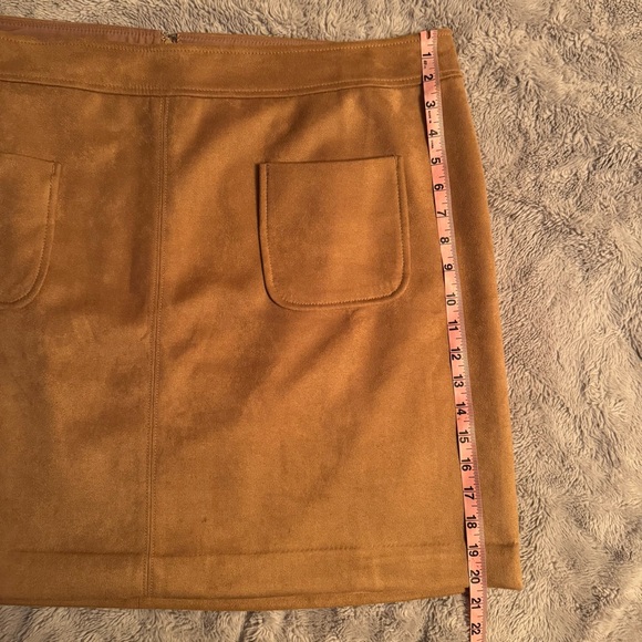 LOFT Plus Faux Suede Mini Skirt Tan Camel A-Line Pockets Boho Fall Chic - Picture 9 of 9